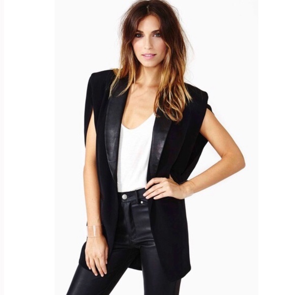 Jackets & Blazers - Black Sleeveless Cape Style Blazer